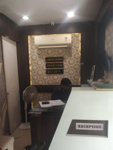 Townhouse 1182 Hotel Tirupati Galaxy Kanpur Zewnętrze zdjęcie