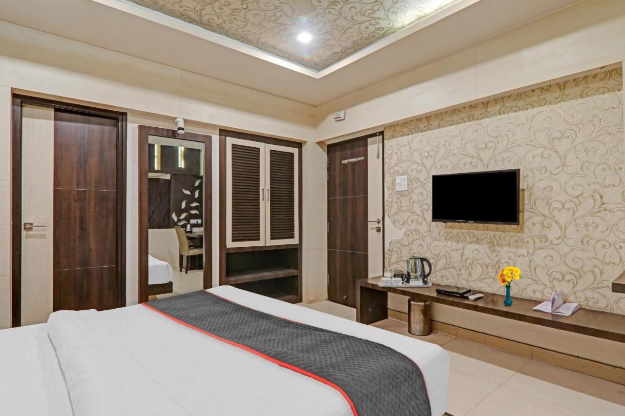 Townhouse 1182 Hotel Tirupati Galaxy Kanpur Zewnętrze zdjęcie