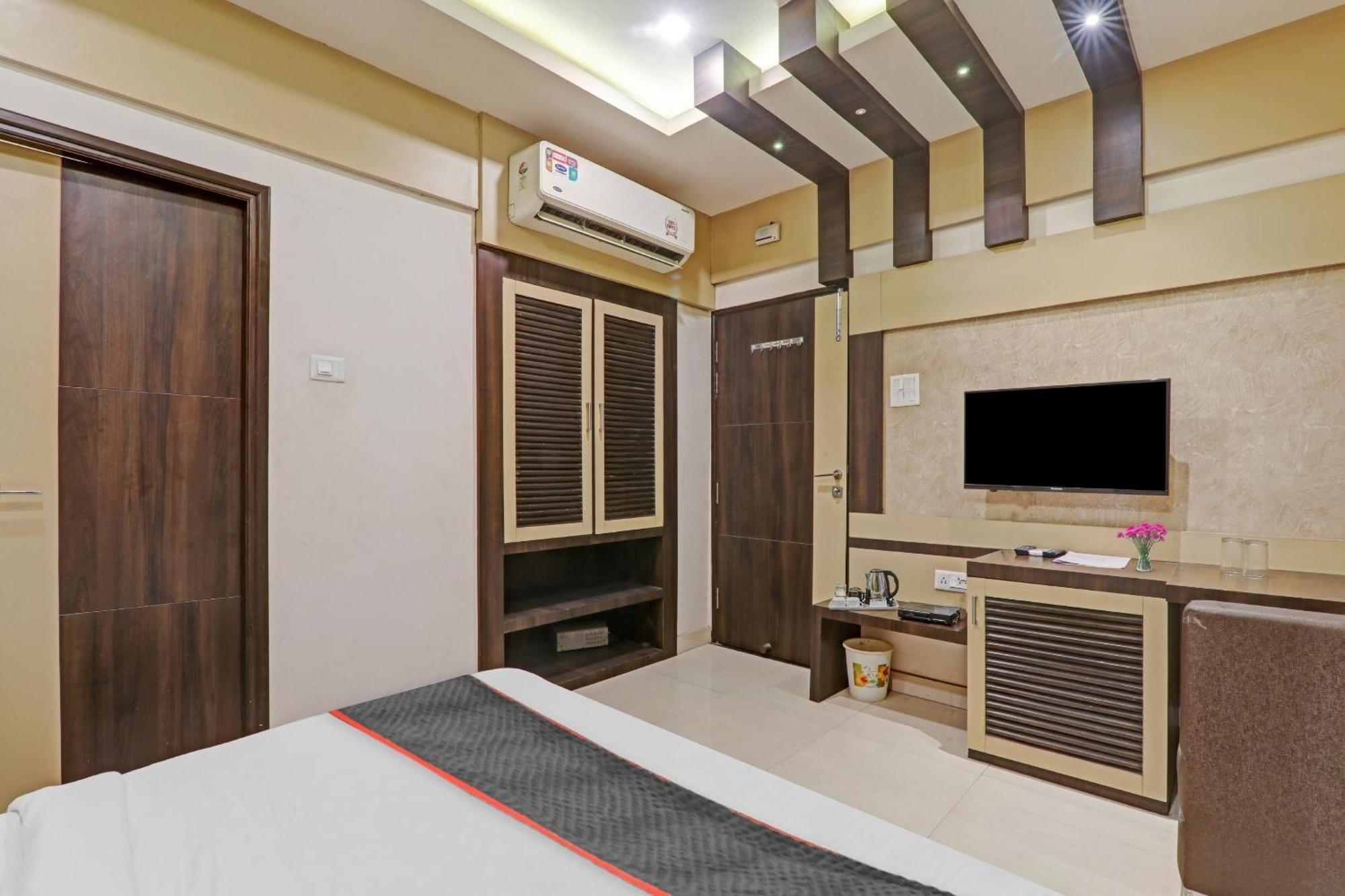 Townhouse 1182 Hotel Tirupati Galaxy Kanpur Zewnętrze zdjęcie